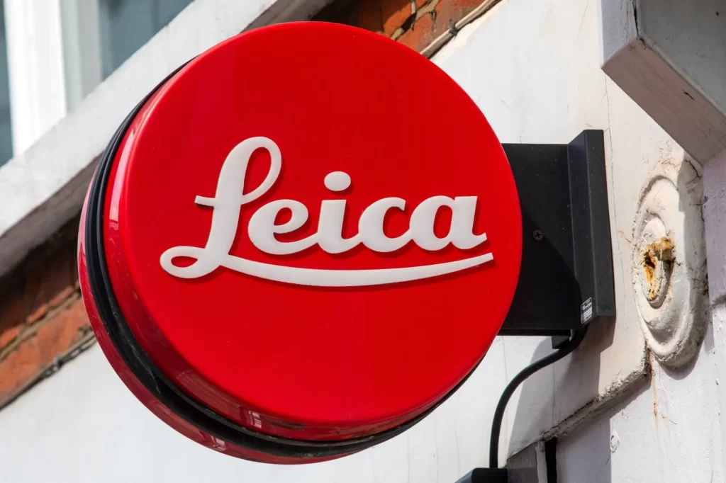 Shutterstock_Leica2 - Techsvět cedule Leica