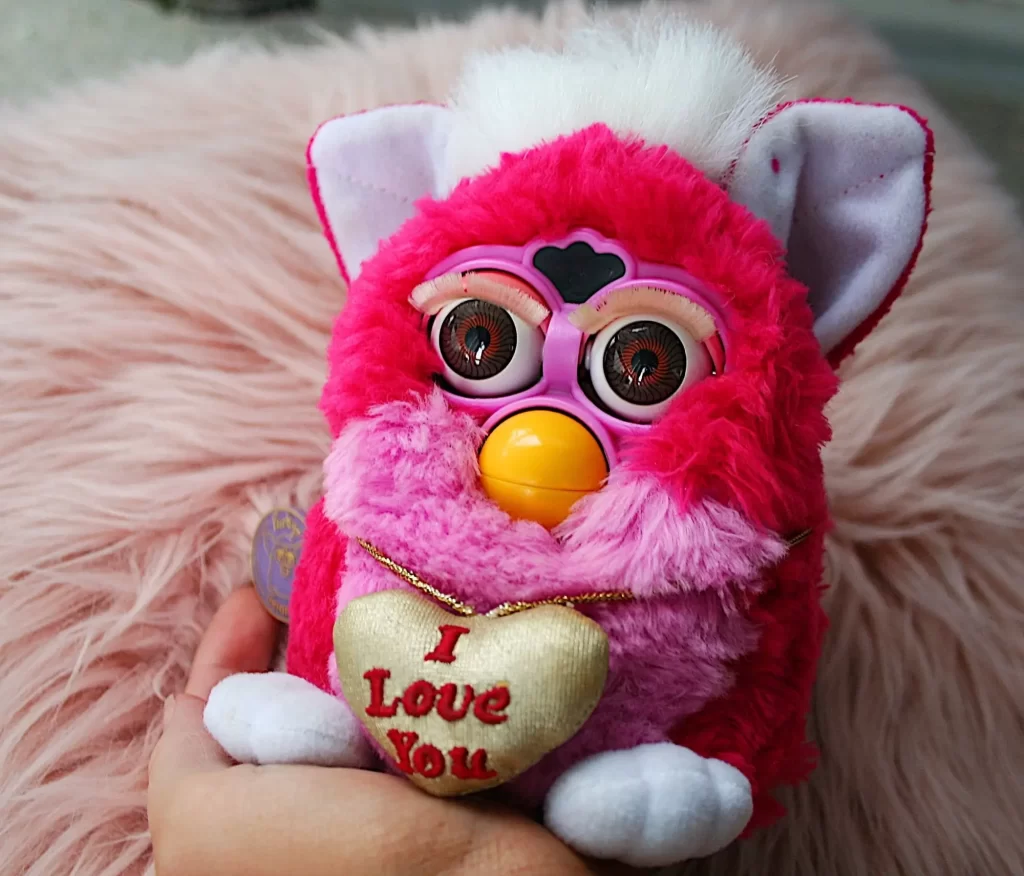 Shutterstock_aFurb2 - Techsvět Růžový Furby