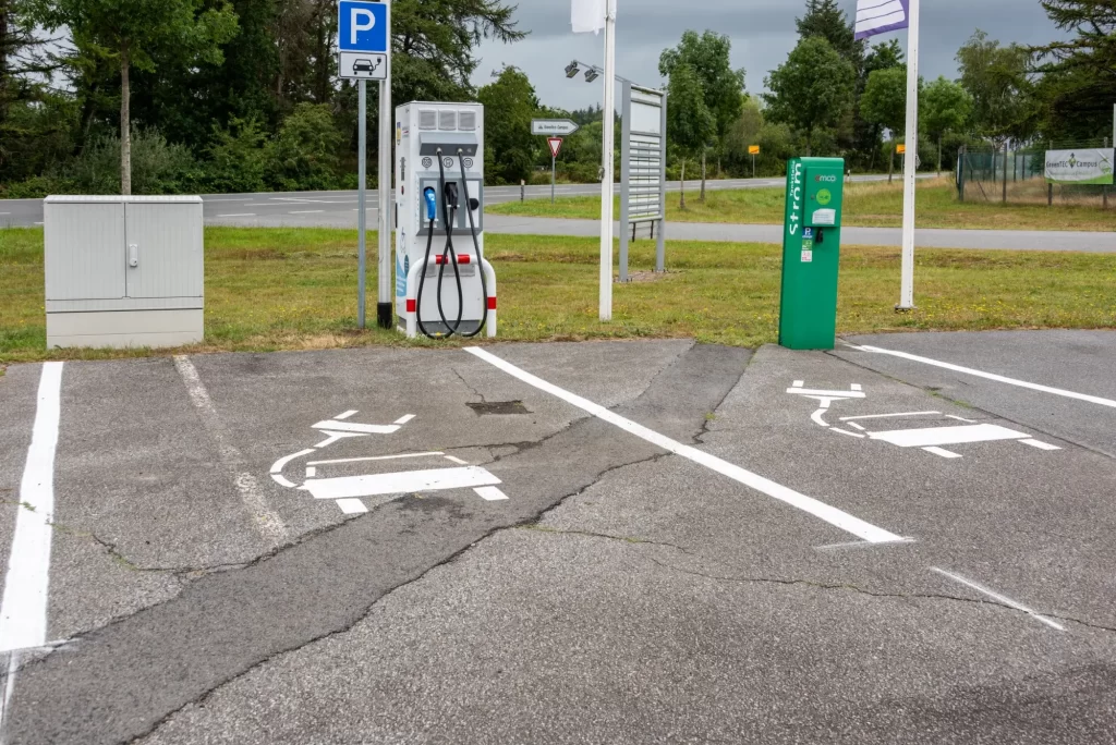 Shutterstock_elcharger - Techsvět Nabíječka na elektromobil