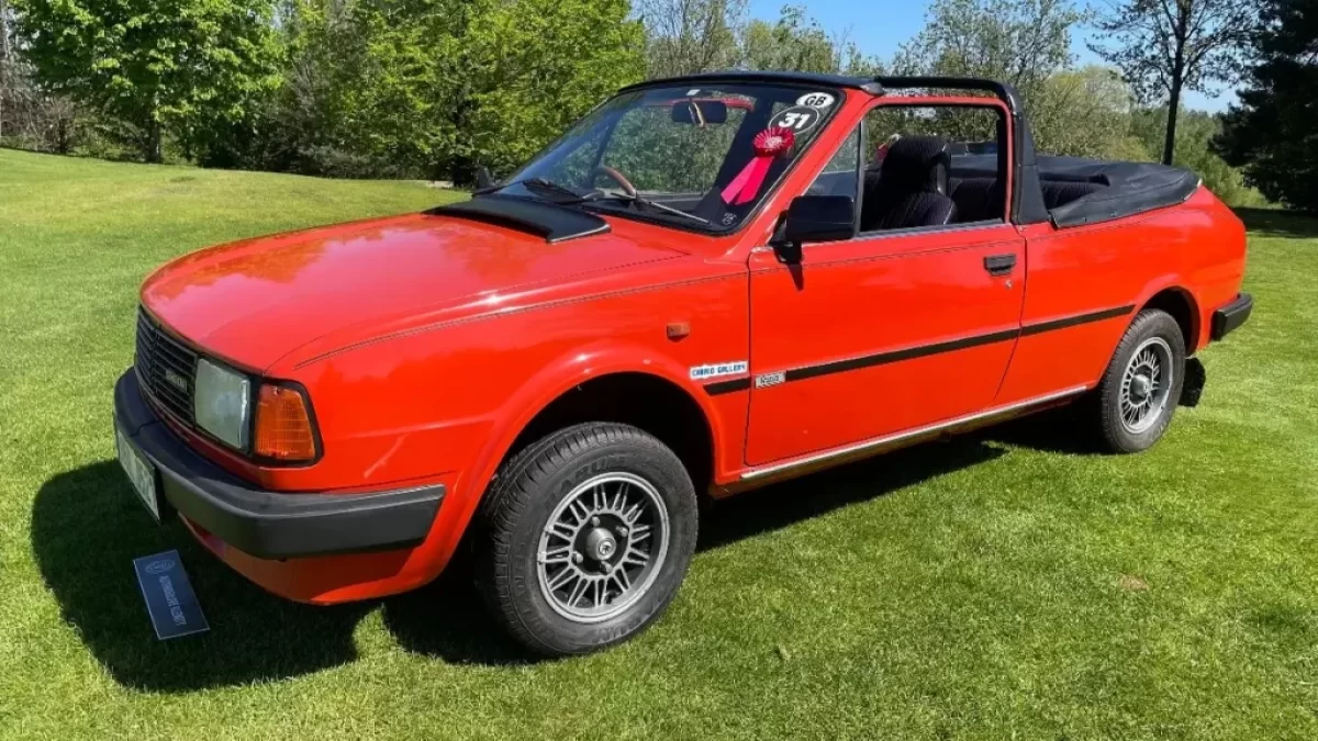 Tohle auto vám zajistilo zvídavé pohledy celého okolí