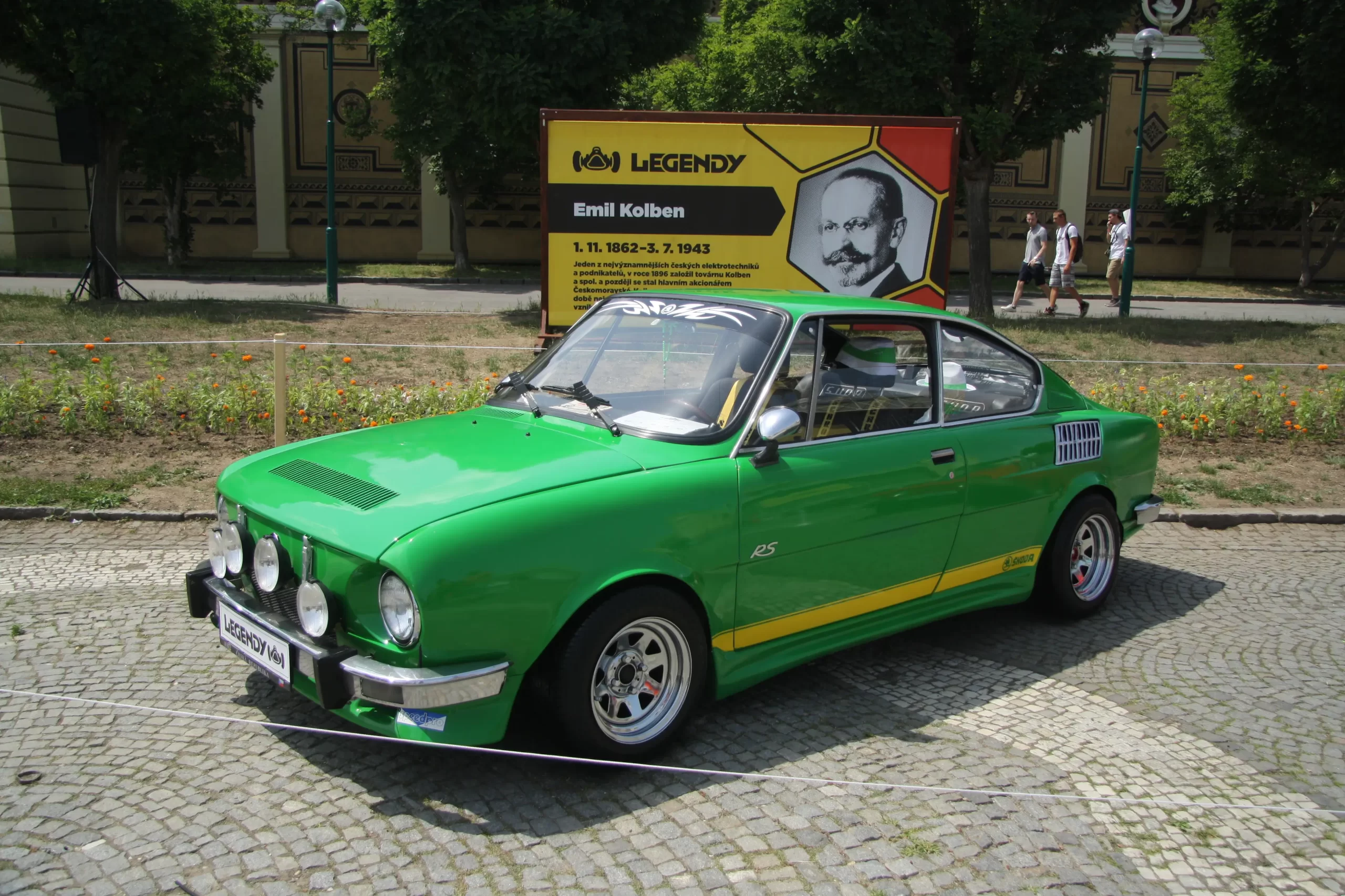 Green_Škoda_110R_at_Legendy_2018_in_Prague - Techsvět Škoda 110 R