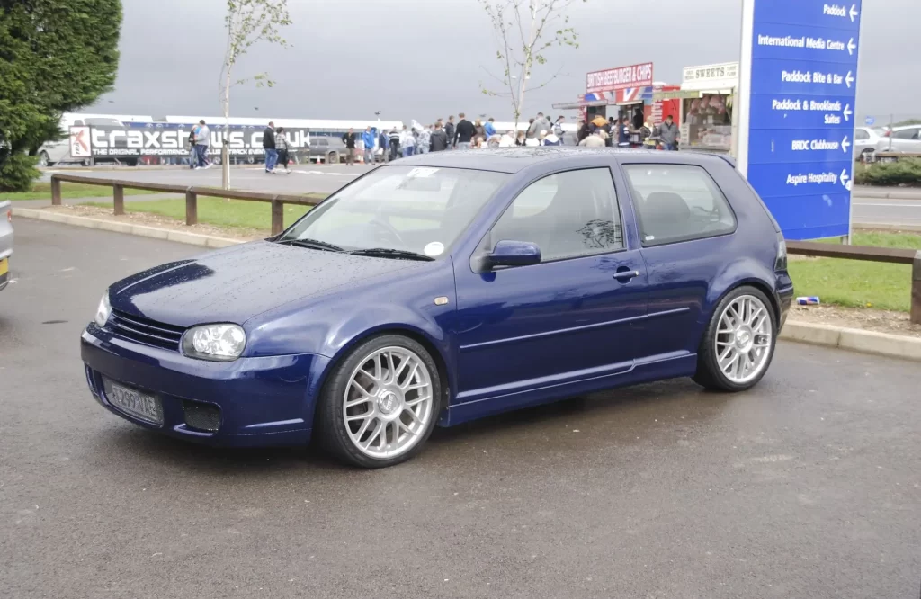 Zákaz diskvalifikuje například Volkswagen Golf 7. - Techsvět Volkswagen Golf 7