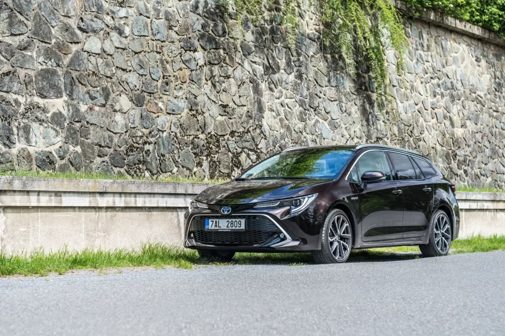 Shutterstock_1450397690 - Techsvět Toyota Corolla