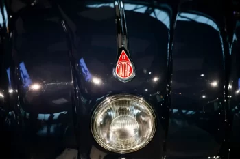 Tatra 87