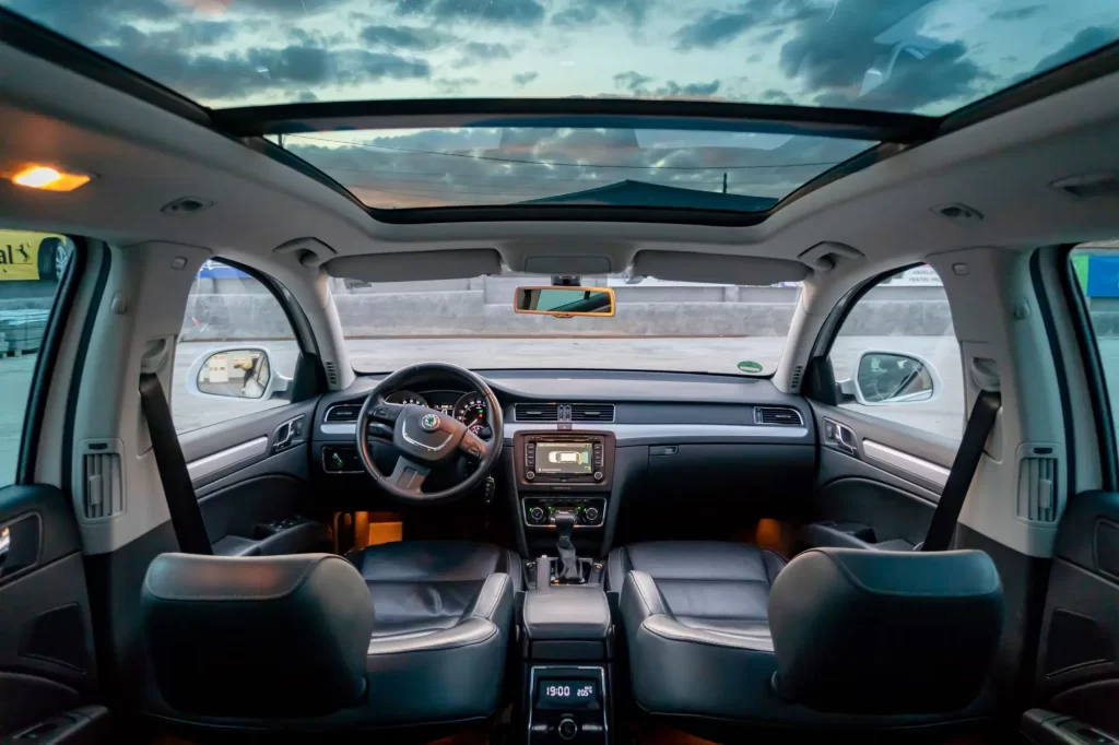 Shutterstock_1513780820 - Techsvět Škoda Superb 2