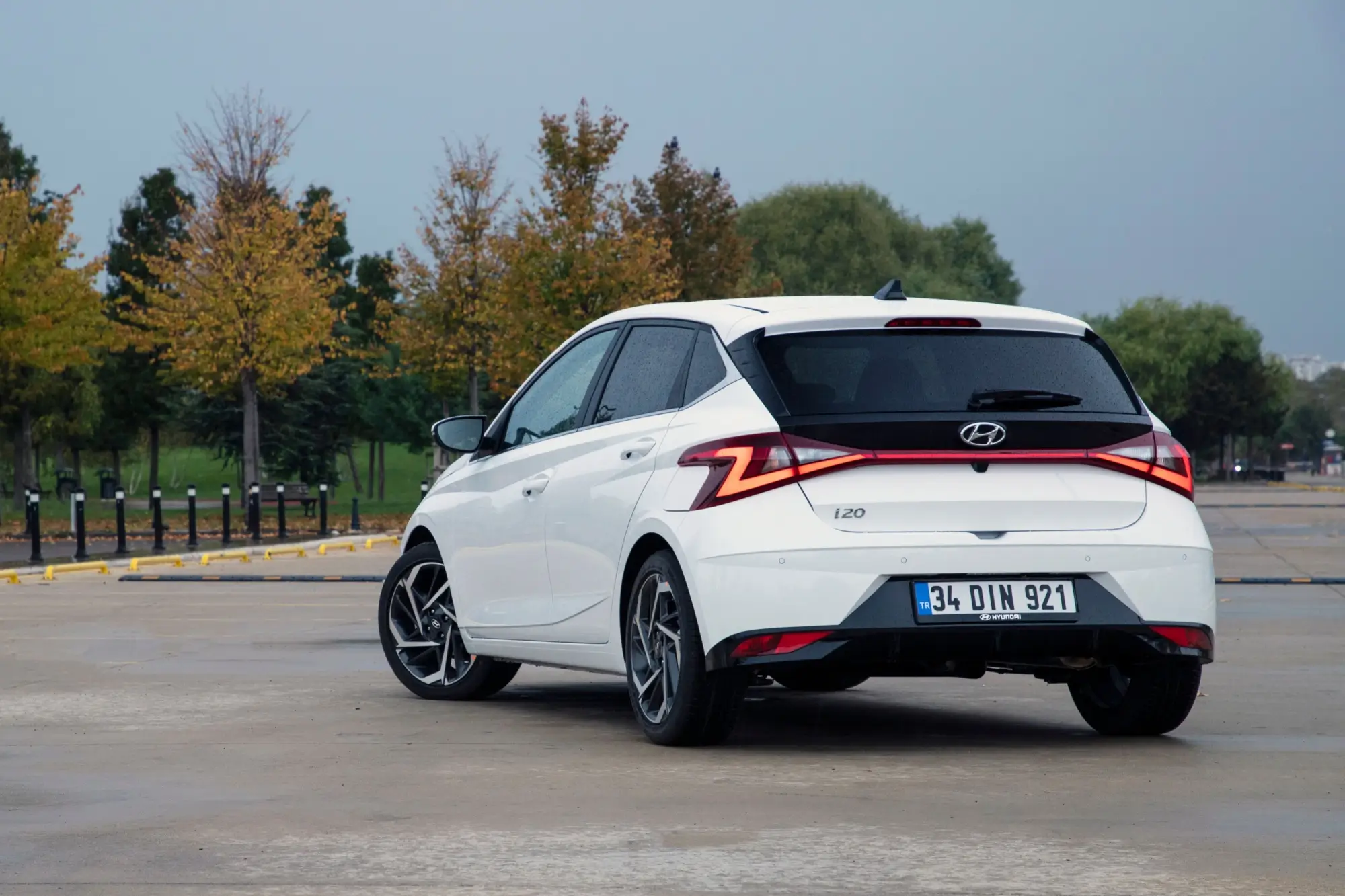 Shutterstock_1843382587 - Techsvět hyundai i20