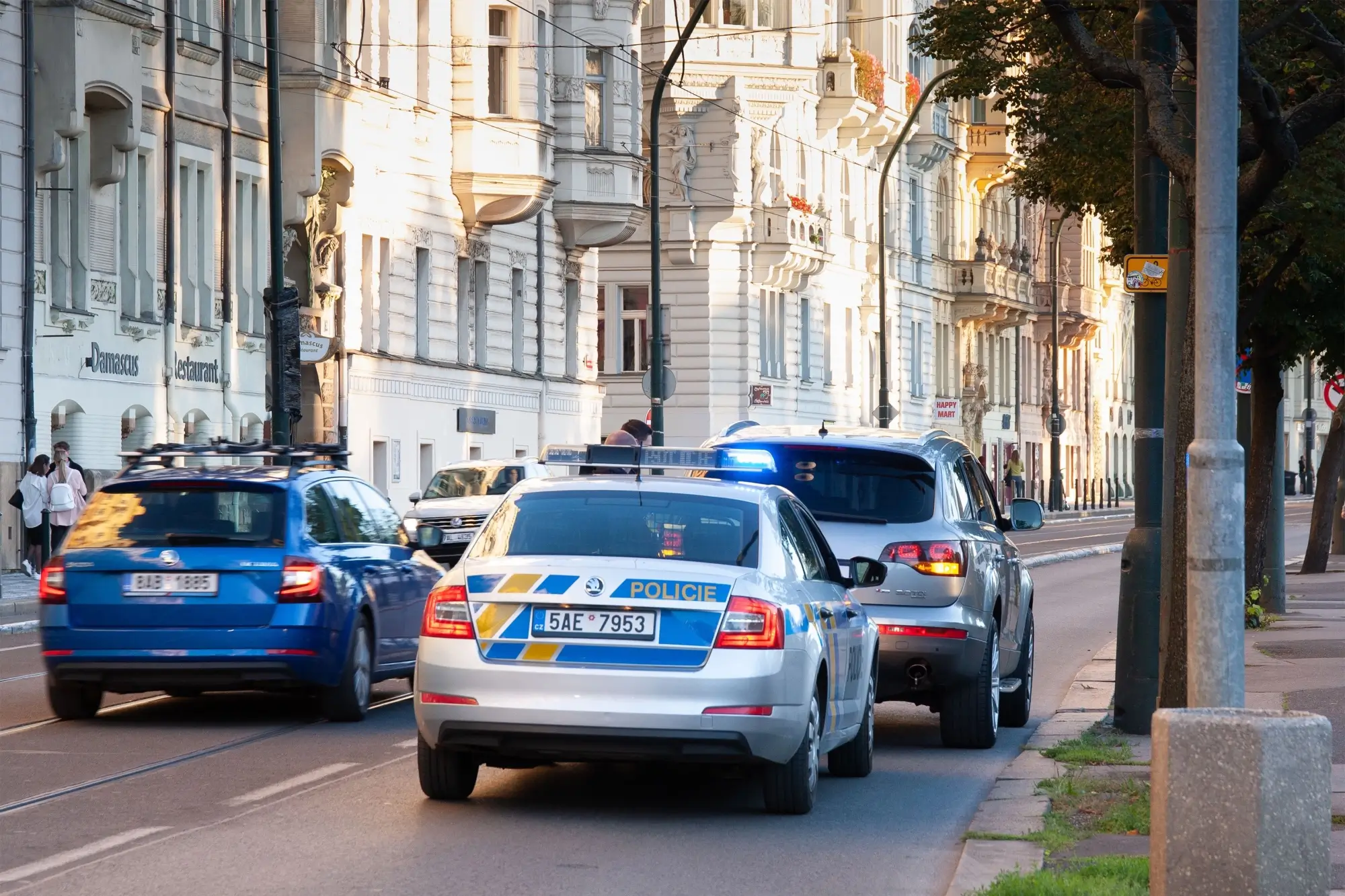 Toto nikdy neodpovídejte policistovi při silniční kontrole. Jediná hloupá věta vás může přijít na tisíce