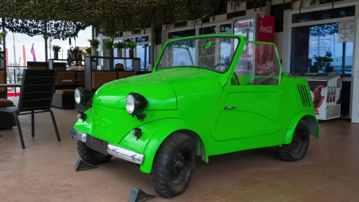 Staré auto v salonu
