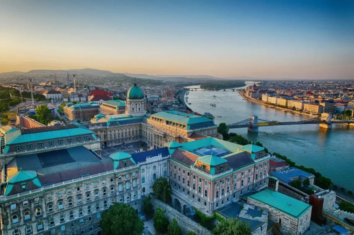 Budapešť