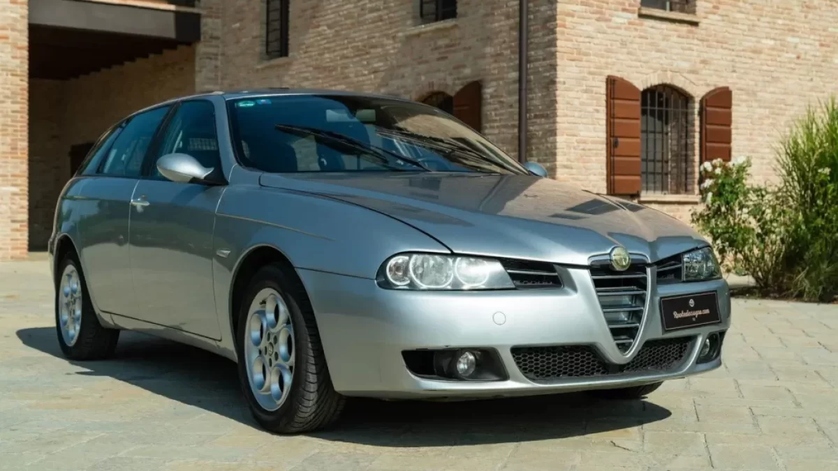 Alfa Romeo 156