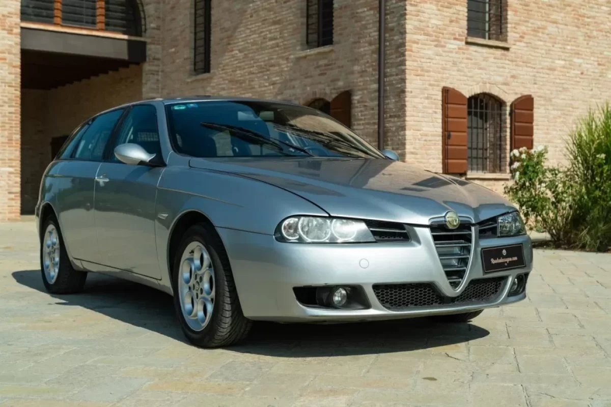 Alfa Romeo 156