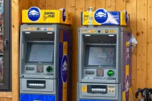 Dva bankomaty Euronetu