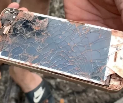 Starý mobilní telefon