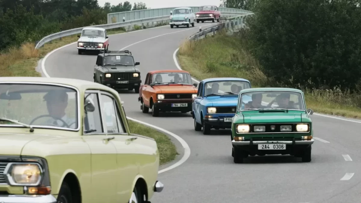 veteránská jízda Moskvičů