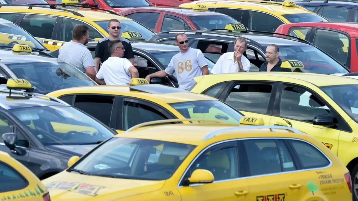 Taxi