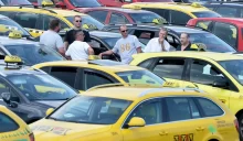 Taxi