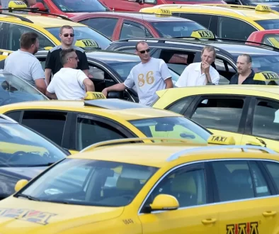 Taxi