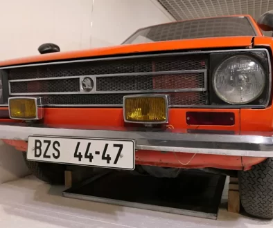 Přední maska Škody 720