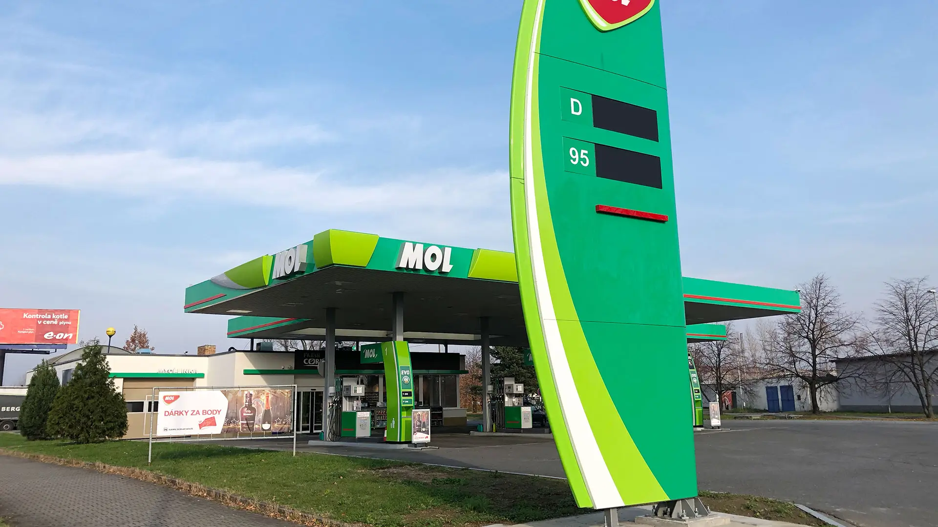 Prázdninové ceny benzínu a nafty v Česku. Tohle je skutečná pecka, která potěší všechny řidiče