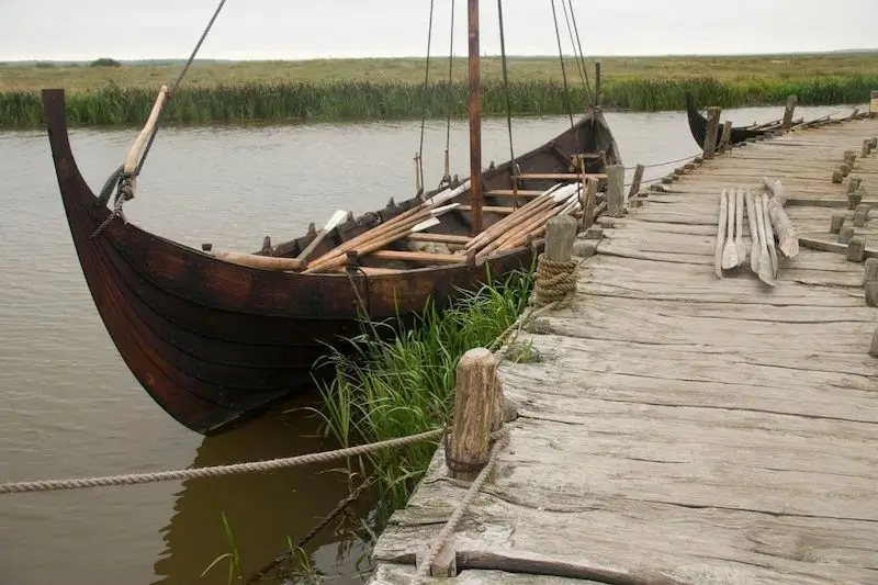 Vikingská loď