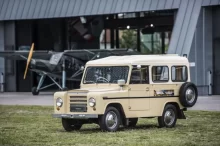 Škoda Trekka na trávníku