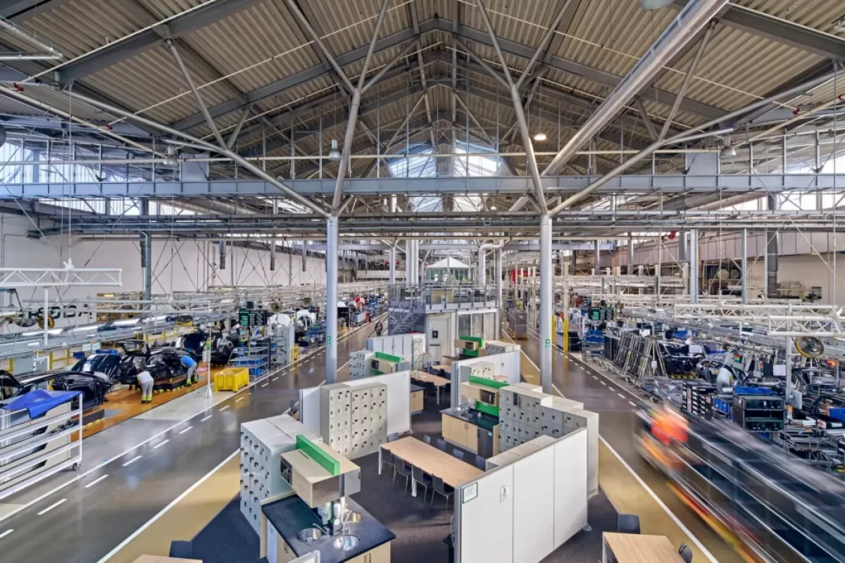 Výrobní linka automobilky Škoda Auto