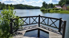 pohled na molo a Hradčanský rybník