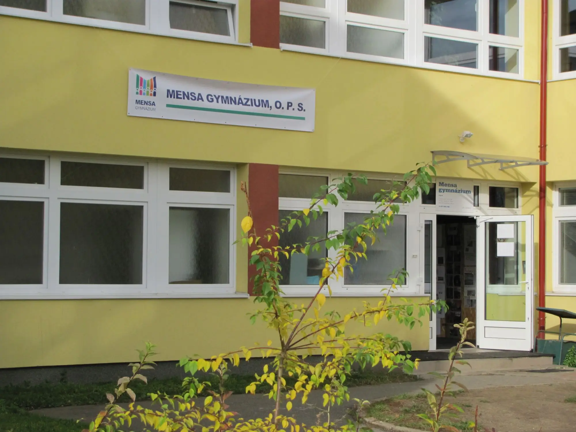 Budova Mensa gymnázia