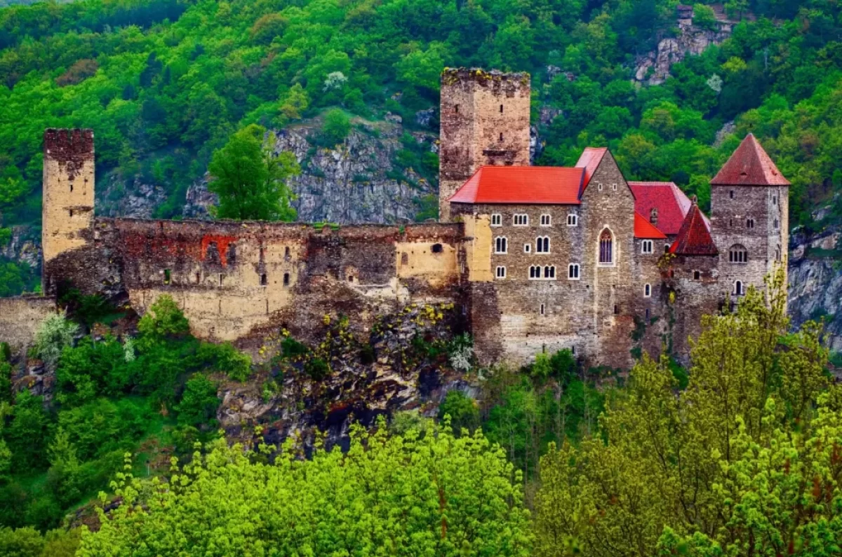 hrad Hardegg