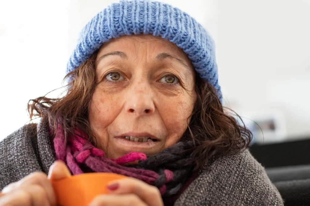 Shutterstock_1554426296 - Techsvět Seniorka bez domova