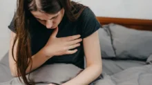 Ženu bolí u srdce