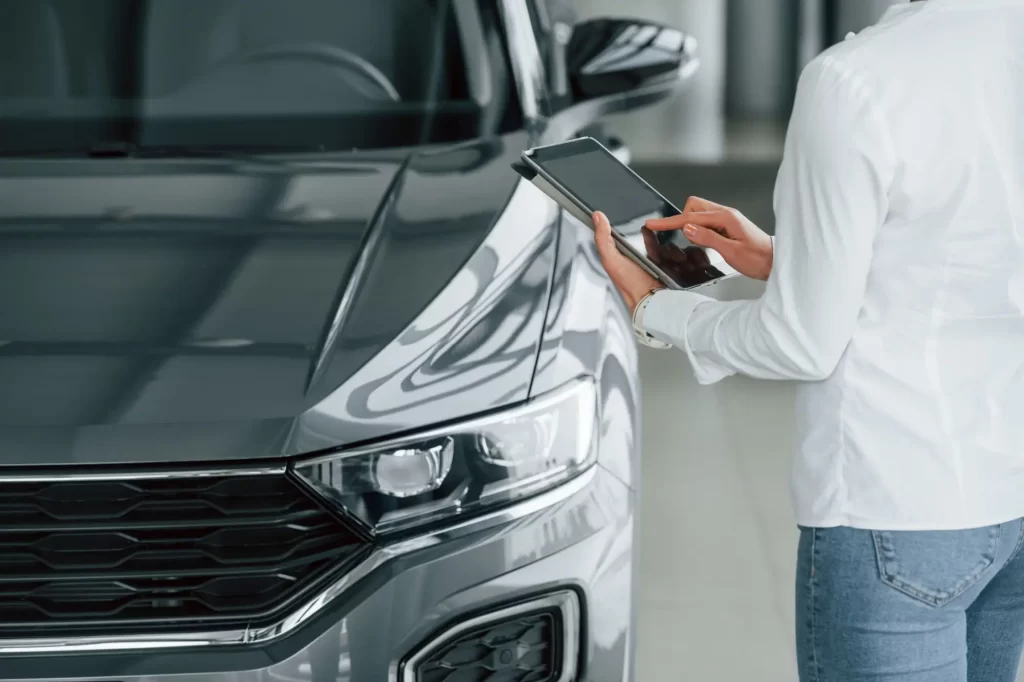 Jediné auto, které vám nikdy nezestárne, je to, které si nikdy nekoupíte. - Techsvět autosalon, výběru vozu