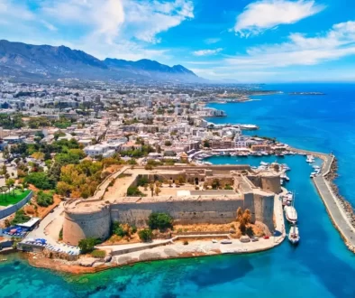 Kyrenia hrad ve starém přístavu na severním Kypru