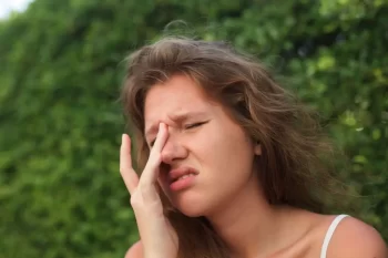 Žena v horkém počasí
