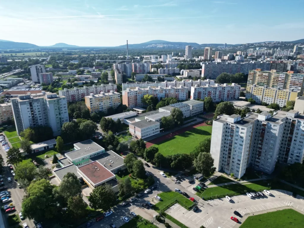 Shutterstock_2347553195 1 - Techsvět Sídliště Petržalka