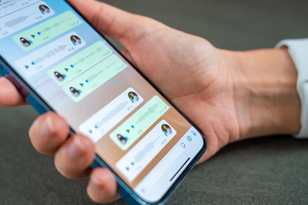 Vytváření vlastních samolepek je velmi snadné, FOTO: Shutterstock - Techsvět whatsapp