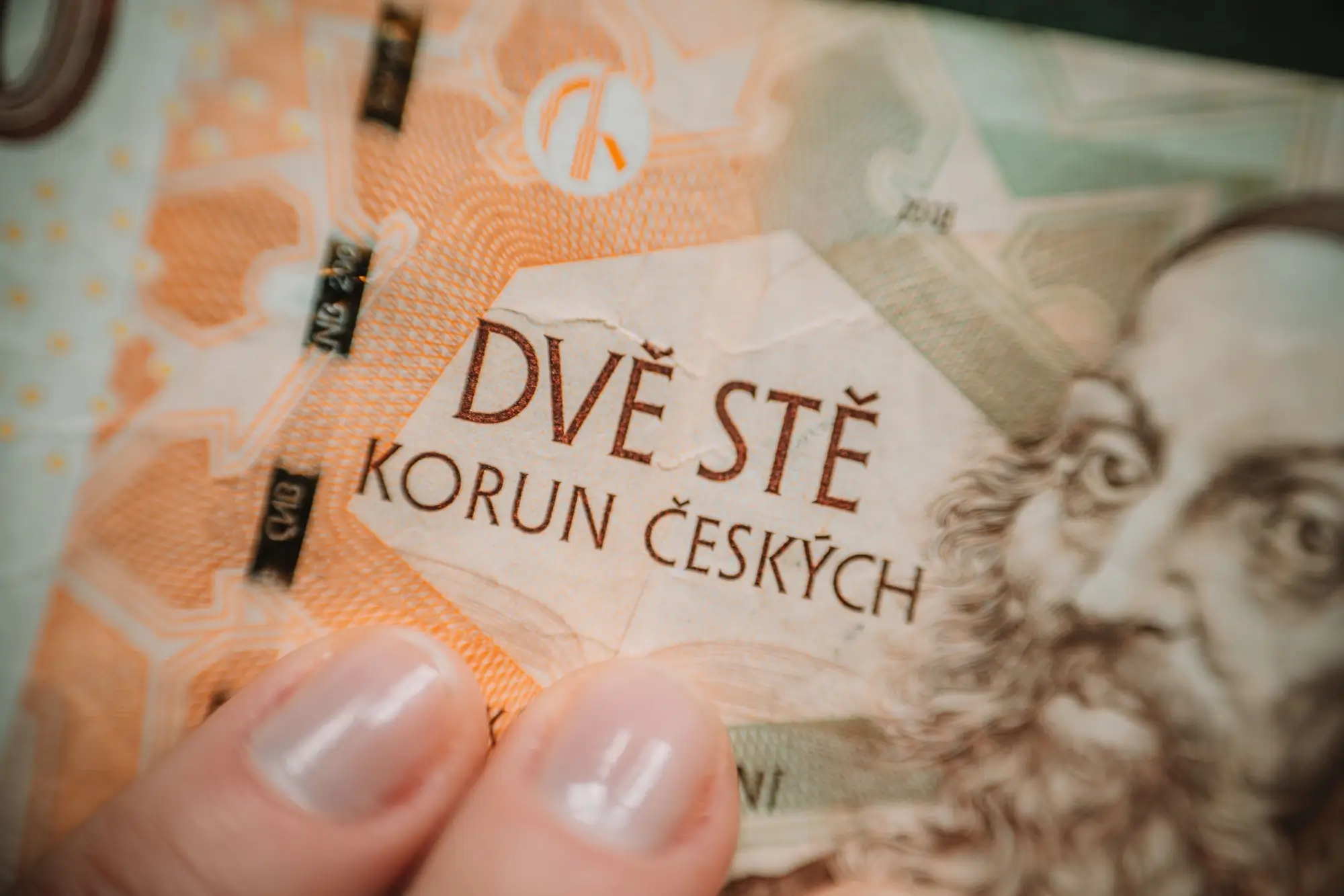 Dvousetkoruna