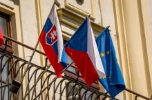 Vlajka SK, ČR A EU