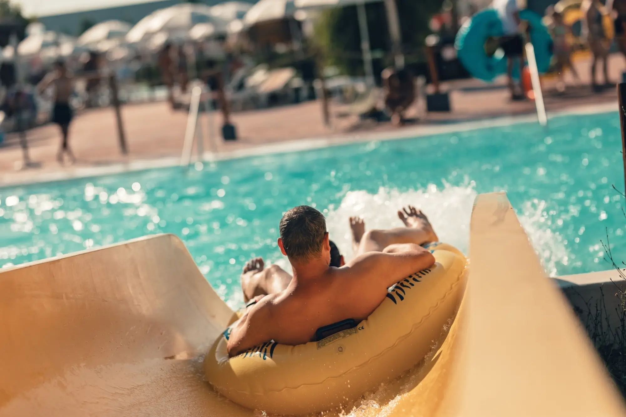 aquapark, tobogán