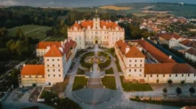 Valtický zámek