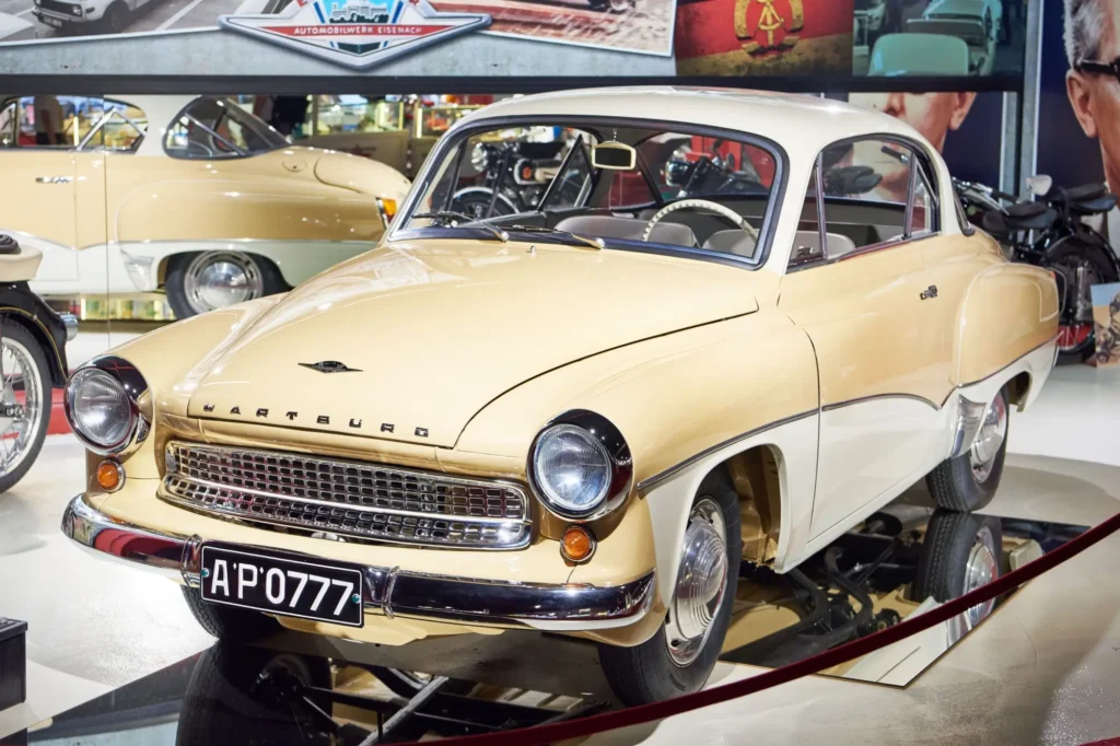 Verze Coupe patřila mezi ty exkluzivnější - Techsvět Wartburg 311 Coupe