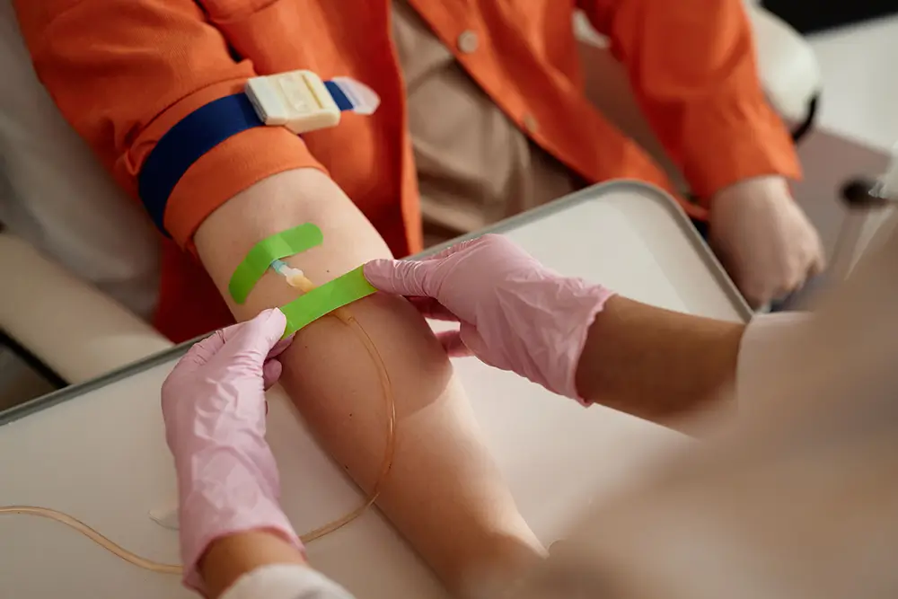 Je-li akutní leukémie diagnostikována včas, má pacient vysokou šanci na přežití. - Techsvět krevní vyšetření