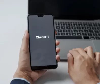 Aplikace ChatGPT na mobilu