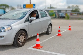Parkování v autoškole