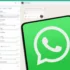 telefon s logem WA a na pozadí aplikace WA na počítači