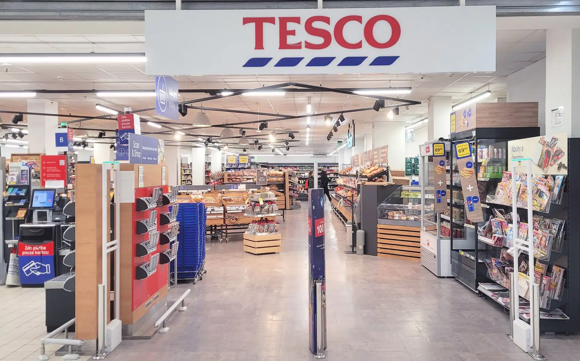 supermarket Tesco