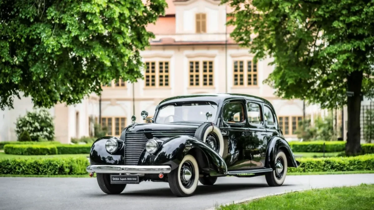 automobil ŠKODA SUPERB 3000 OHV