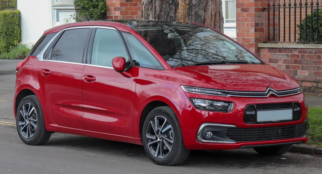 2018_Citroen_C4_Spacetourer_Flair_BlueHDi_16_Front - Techsvět Citroën C4 Spacetourer