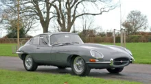 zelený Jaguar E Type