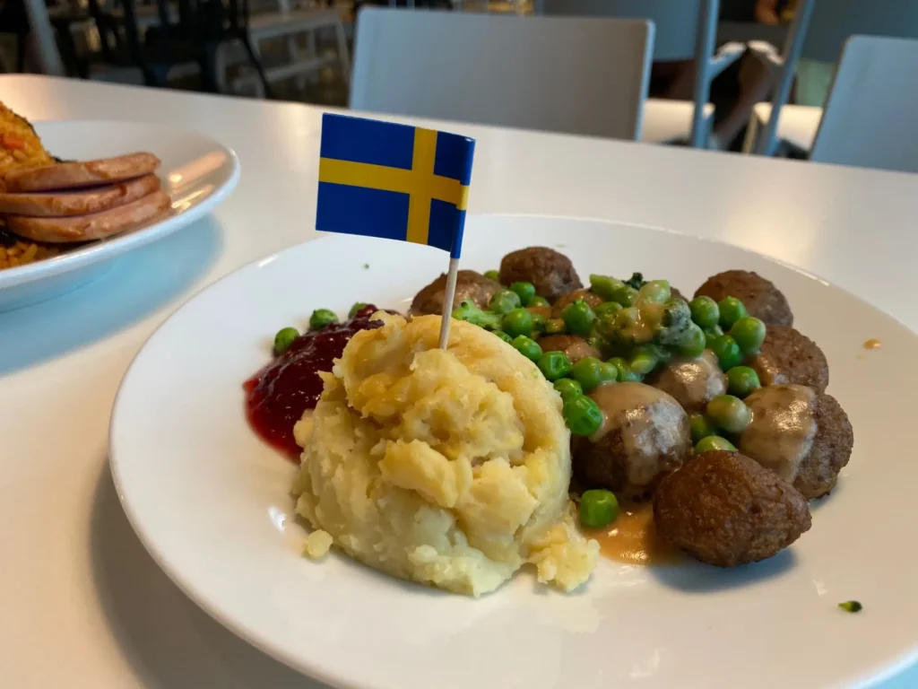 Masové kuličky jsou už legendární, FOTO: Shutterstock - Techsvět jídlo ikea